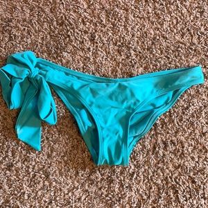 Roxy bottoms. Size small. Teal
